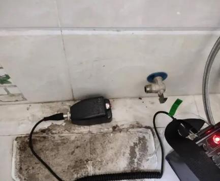 南涧屋顶漏水维修公司分享下卫生间漏水的危害及解决方法